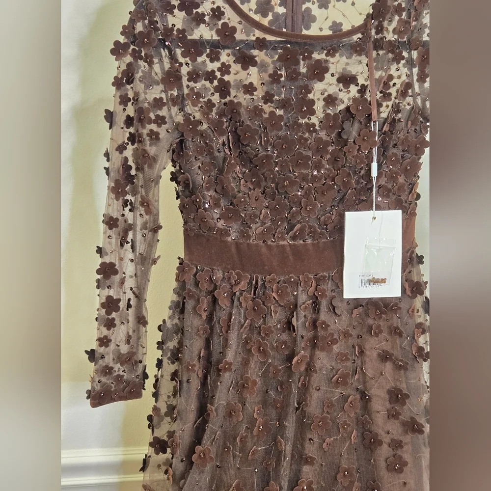 Mac Duggal Long Sleeve Fit & Flare Velvet Embellished Brown Floral Dress sz 2 - Picture 4 of 14